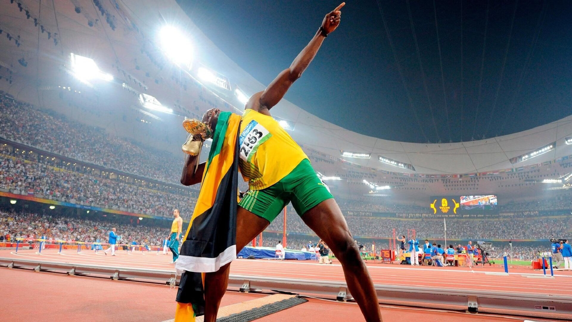 “足球艺术”的巅峰——那些令人心醉的助攻配合，足球助攻的定义